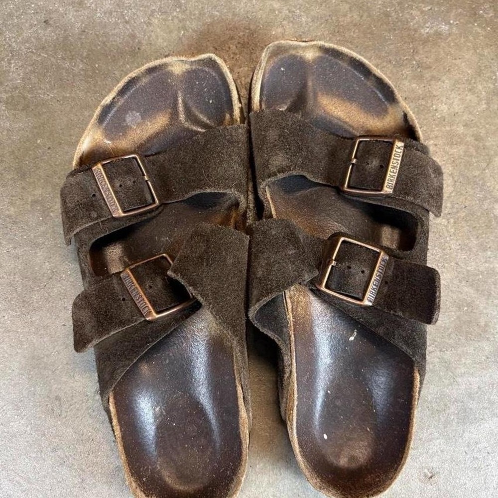 Brown Birkenstock Arizona sandals Size women's 9.5